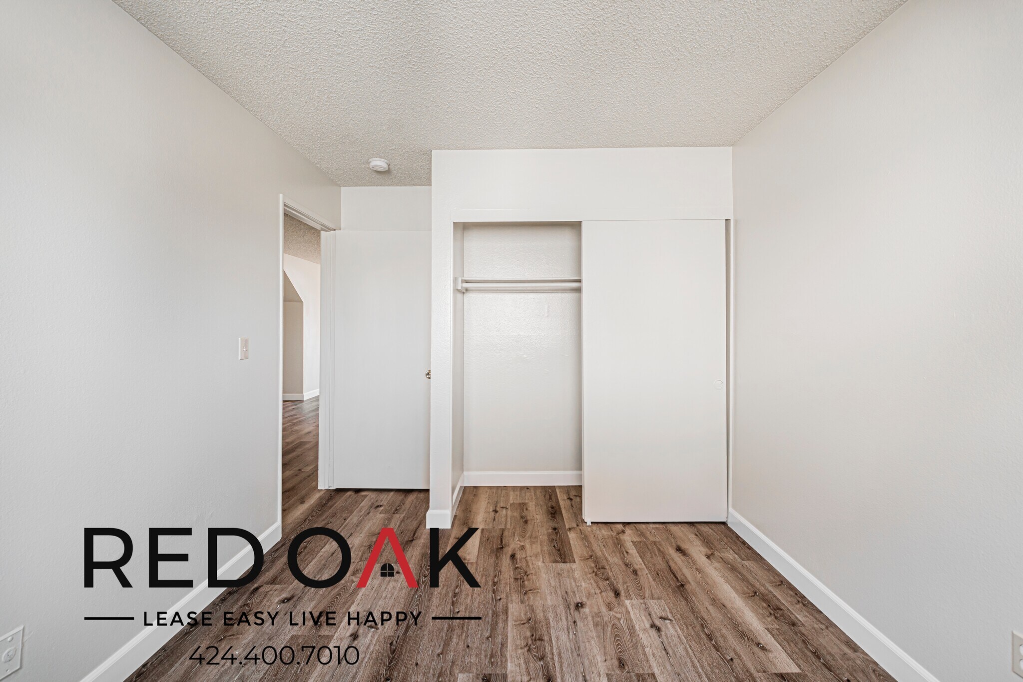 Building Photo - 12883 San Fernando Rd