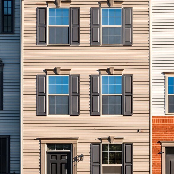 Building Photo - 1107 Rampart Dr