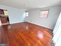 Building Photo - 12114 Dalewood Dr