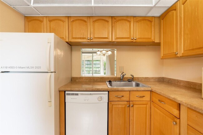 Building Photo - 5830 NW 64th Ave