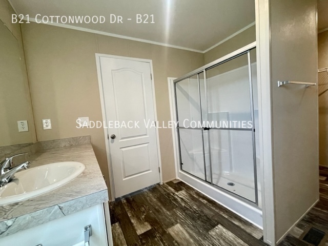 Building Photo - B21 Cottonwood St