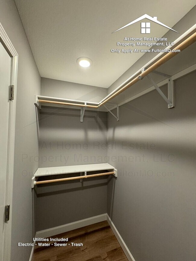 Building Photo - 2610 N Bluff St