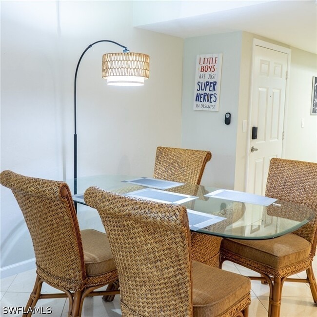 Building Photo - 27249 Pullen Ave