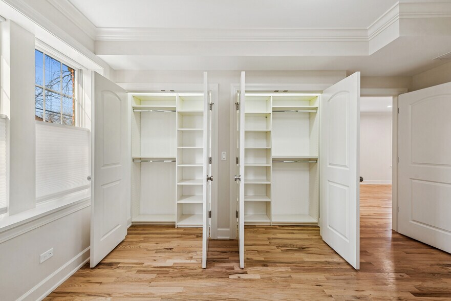 Fully Organized Closets - 2703 W Ardmore Ave