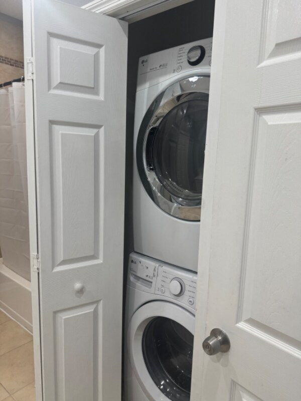 Building Photo - 1831 W Diamond St