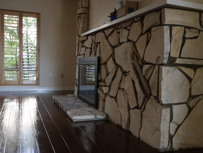 Building Photo - 4453 West Coast Hwy