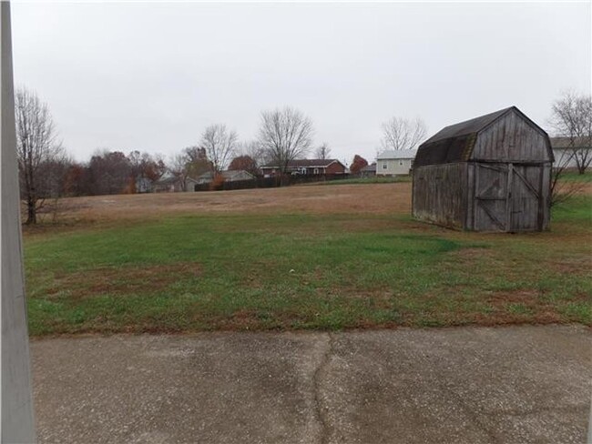 Building Photo - 3 Bedroom 1 Bathroom Home!