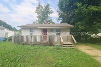 Building Photo - 2144 N Garrison Pl