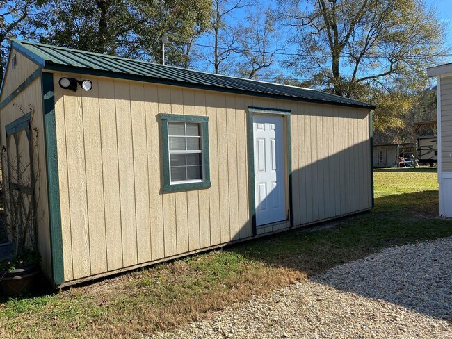 Building Photo - 35782 Bend Rd