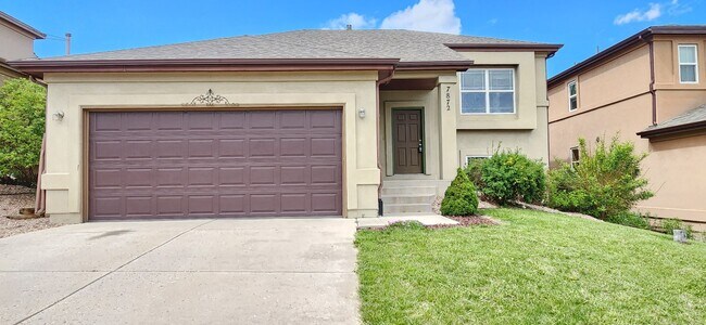 Building Photo - PENDING APPROVAL - Open Concept 4 Bedroom ...