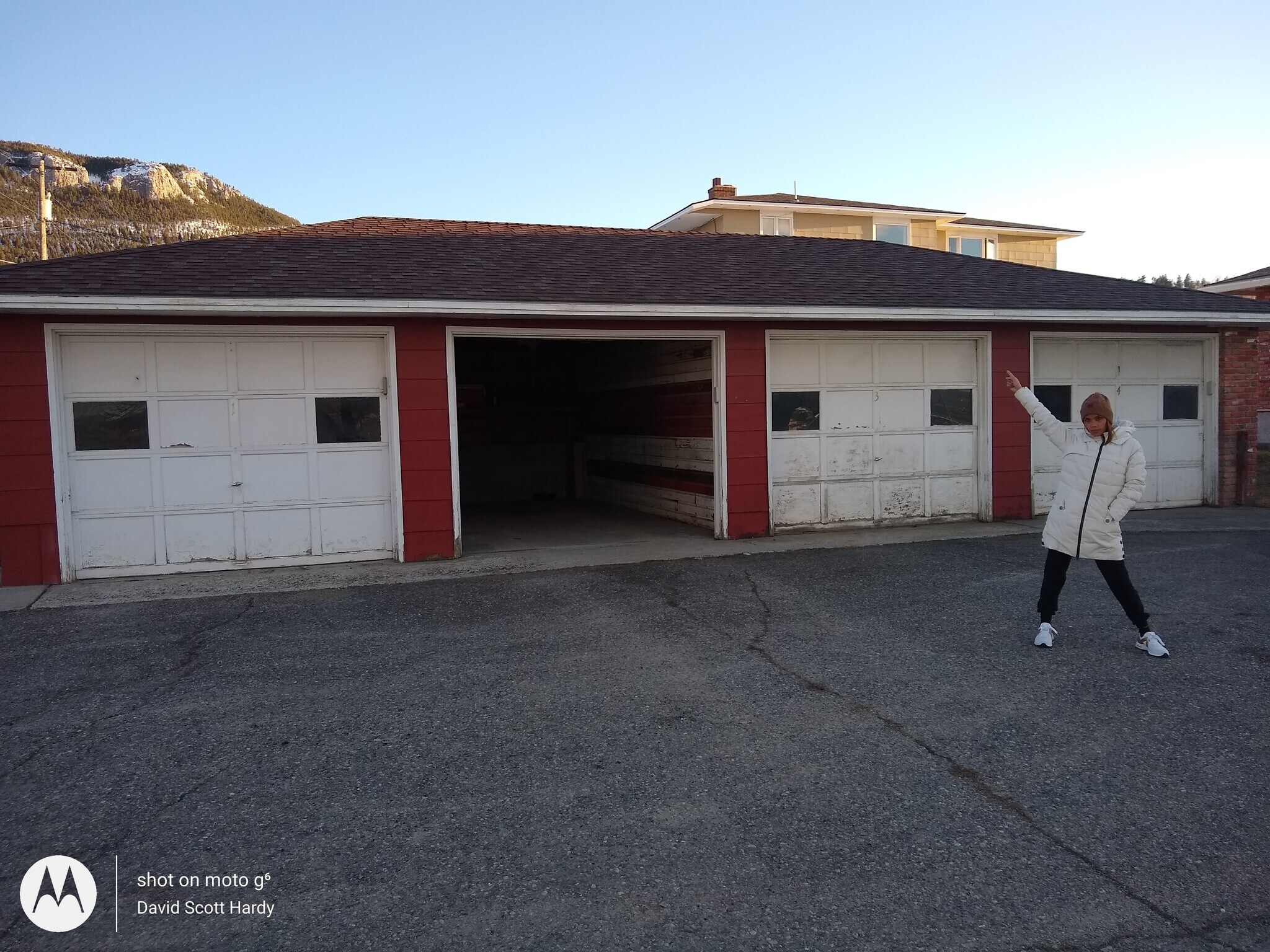 Building Photo - 921 Elizabeth St