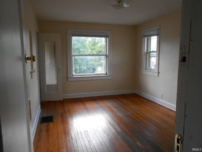 Building Photo - 1310 Atwater Ave