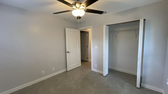 Building Photo - Spacious 3-Bedroom Oasis in Loxahatchee with 2 Full Baths
