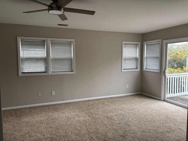 Building Photo - 118 Wyndward Ct