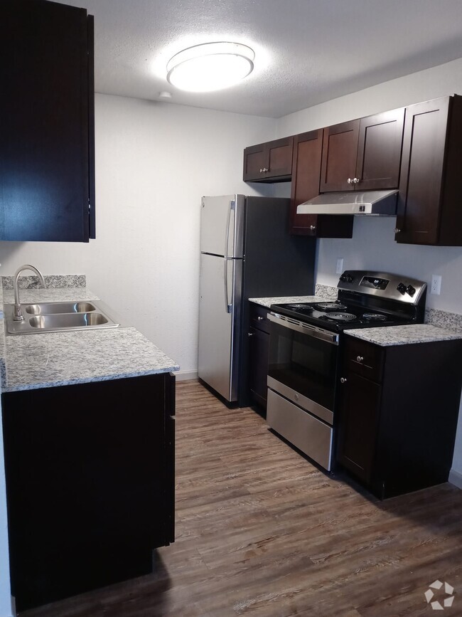 Kitchen - Oak Forest Apartments