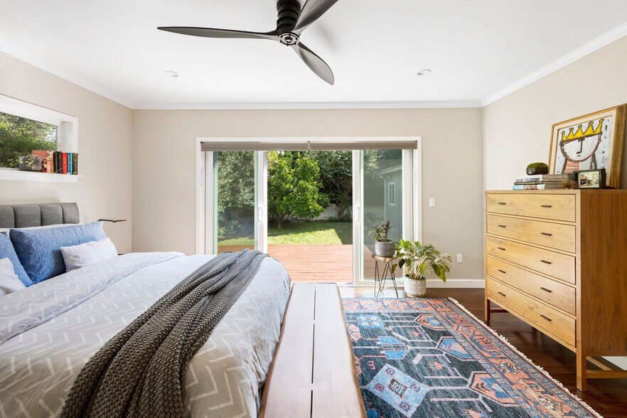 Building Photo - 1772 S Orange Grove Ave