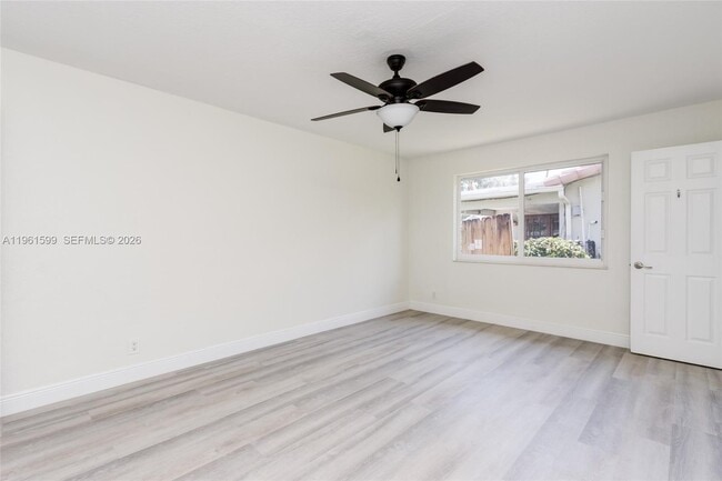 Building Photo - 922 Nautilus Isle