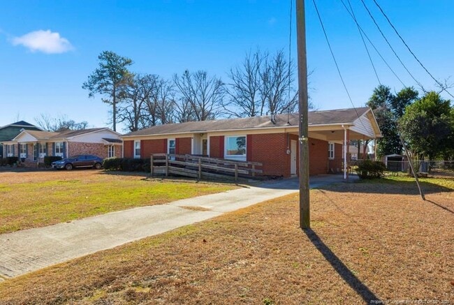 Building Photo - 815 Bedrock Dr