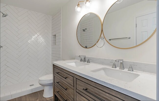 Building Photo - 2212 Summer Crossing