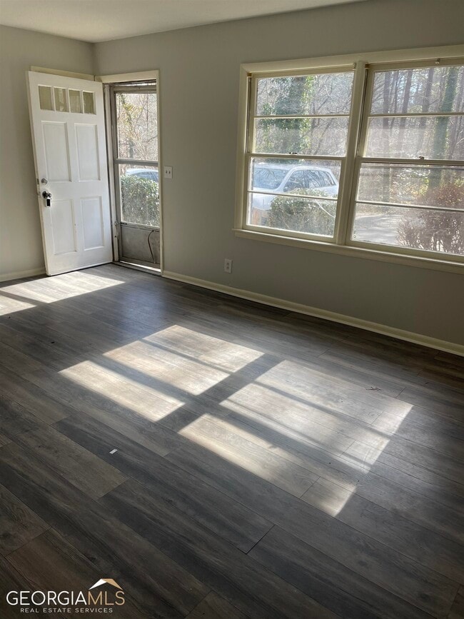 Building Photo - 225 Presley Way