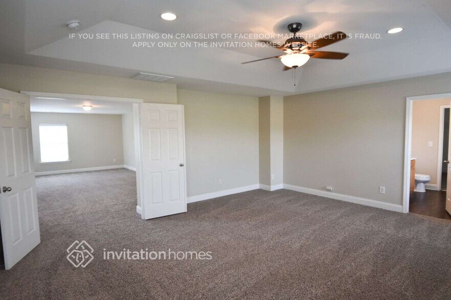 Building Photo - 208 Edgecroft Way