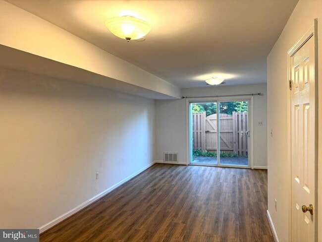 Building Photo - 11109 Littlebrook Ln
