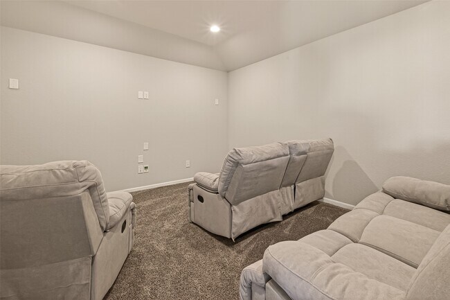 Building Photo - 28707 Bonham Park Ct