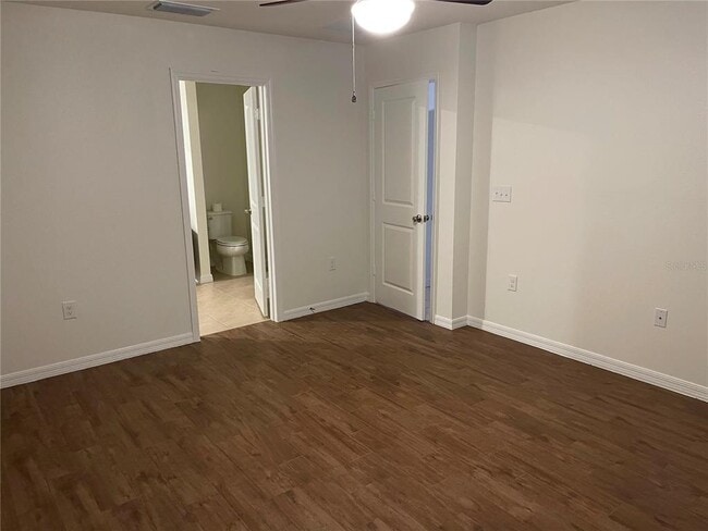 Building Photo - 3063 Sanctuary Dr