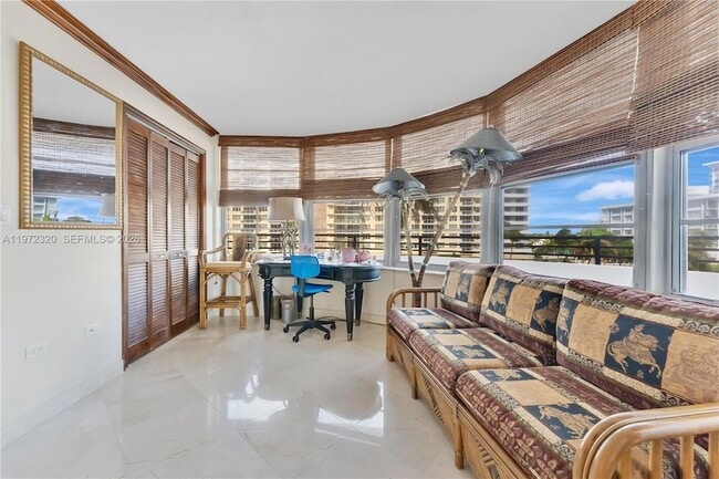 Building Photo - 5555 Collins Ave