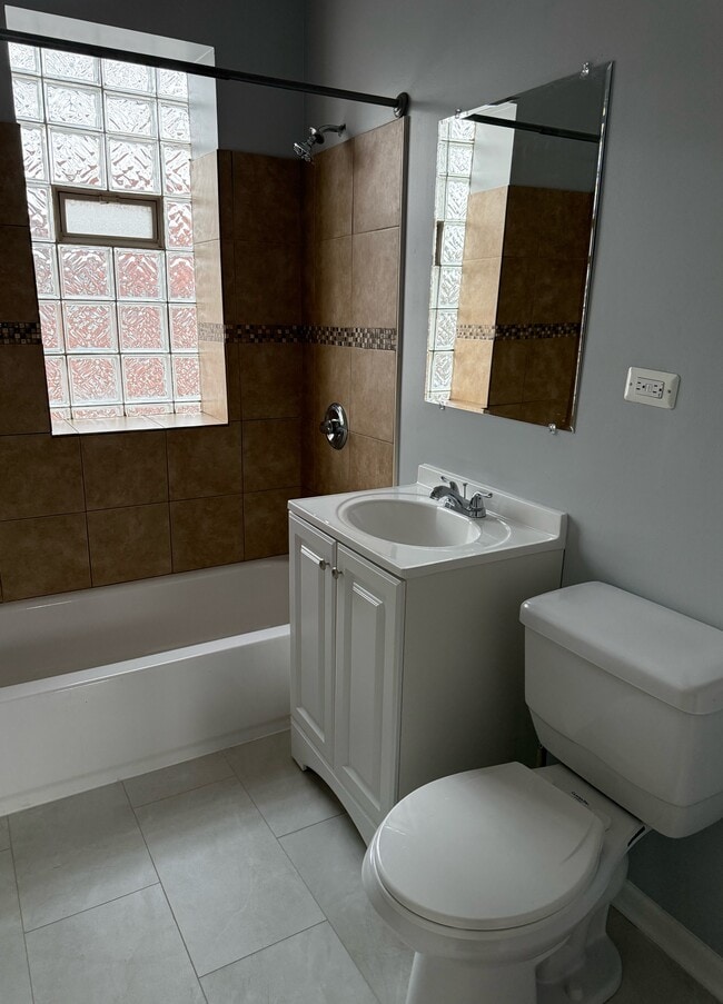 Building Photo - 2207 E 84th St