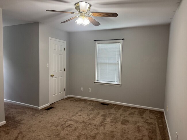 Building Photo - Beautiful home near downtown New Bern