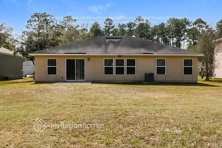 Building Photo - 11633 Brian Lakes Dr N