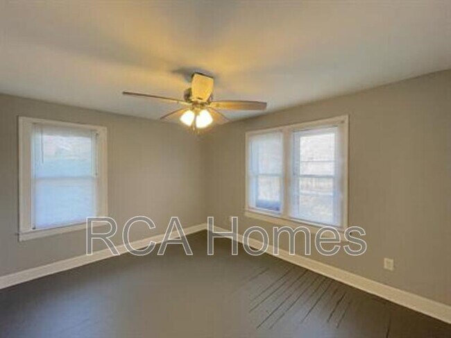 Building Photo - 2504 Boulevard Pl