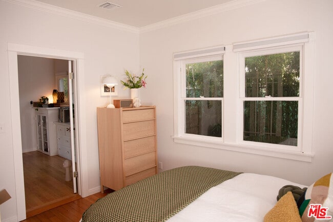 Building Photo - 1510 Electric Ave