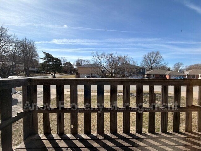 Building Photo - 5050 Prince Rd