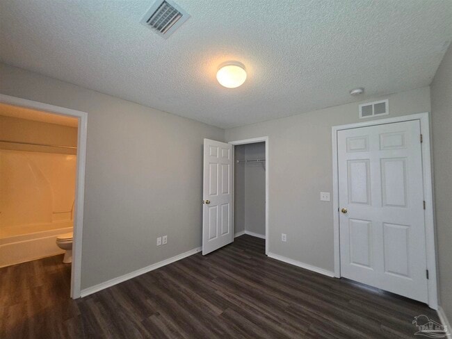 Building Photo - 8660 Figland Ave