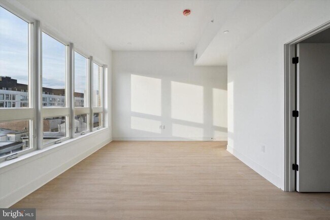 Building Photo - 1643 N 2nd St