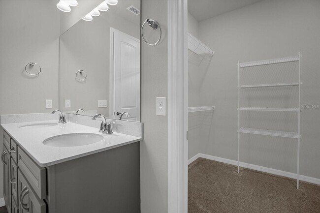 Building Photo - 2124 Live Oak Lake Rd