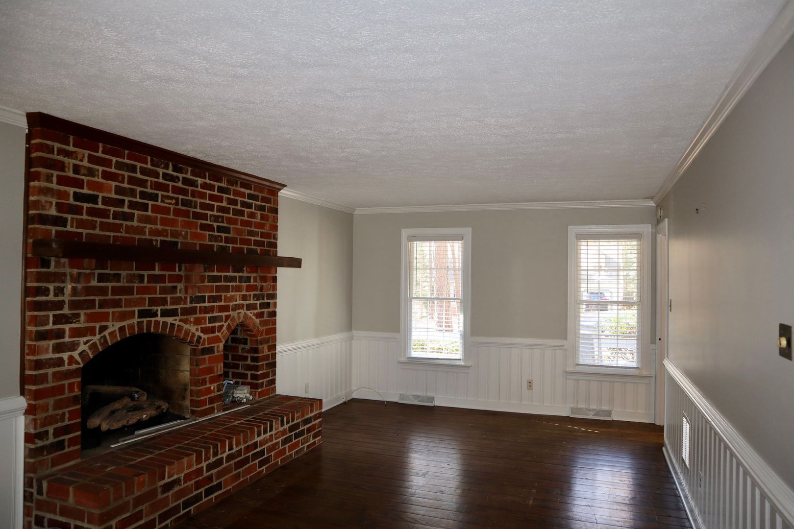 Building Photo - 3609 Nuttree Woods Dr