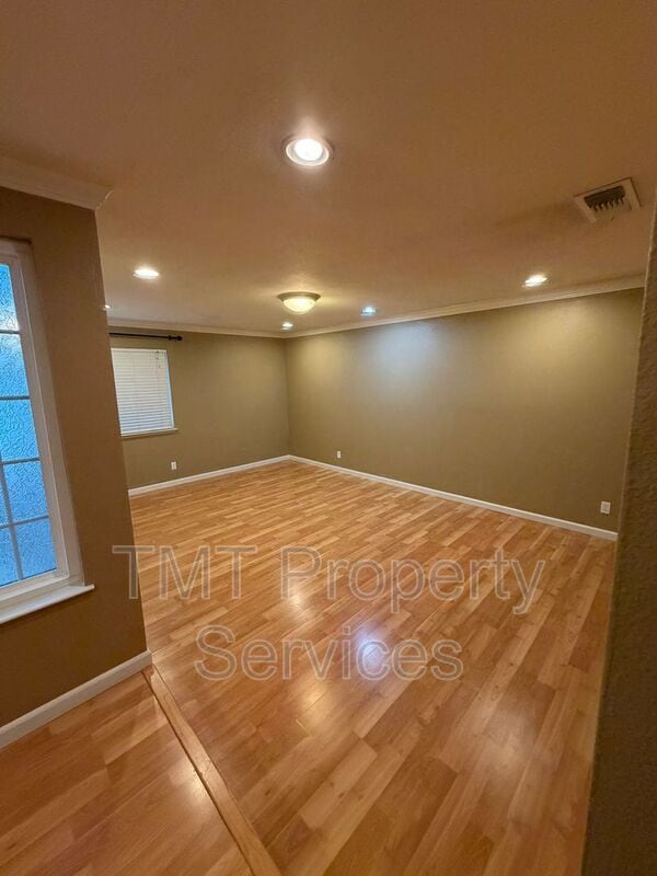 Building Photo - 8704 Montiflora Ct