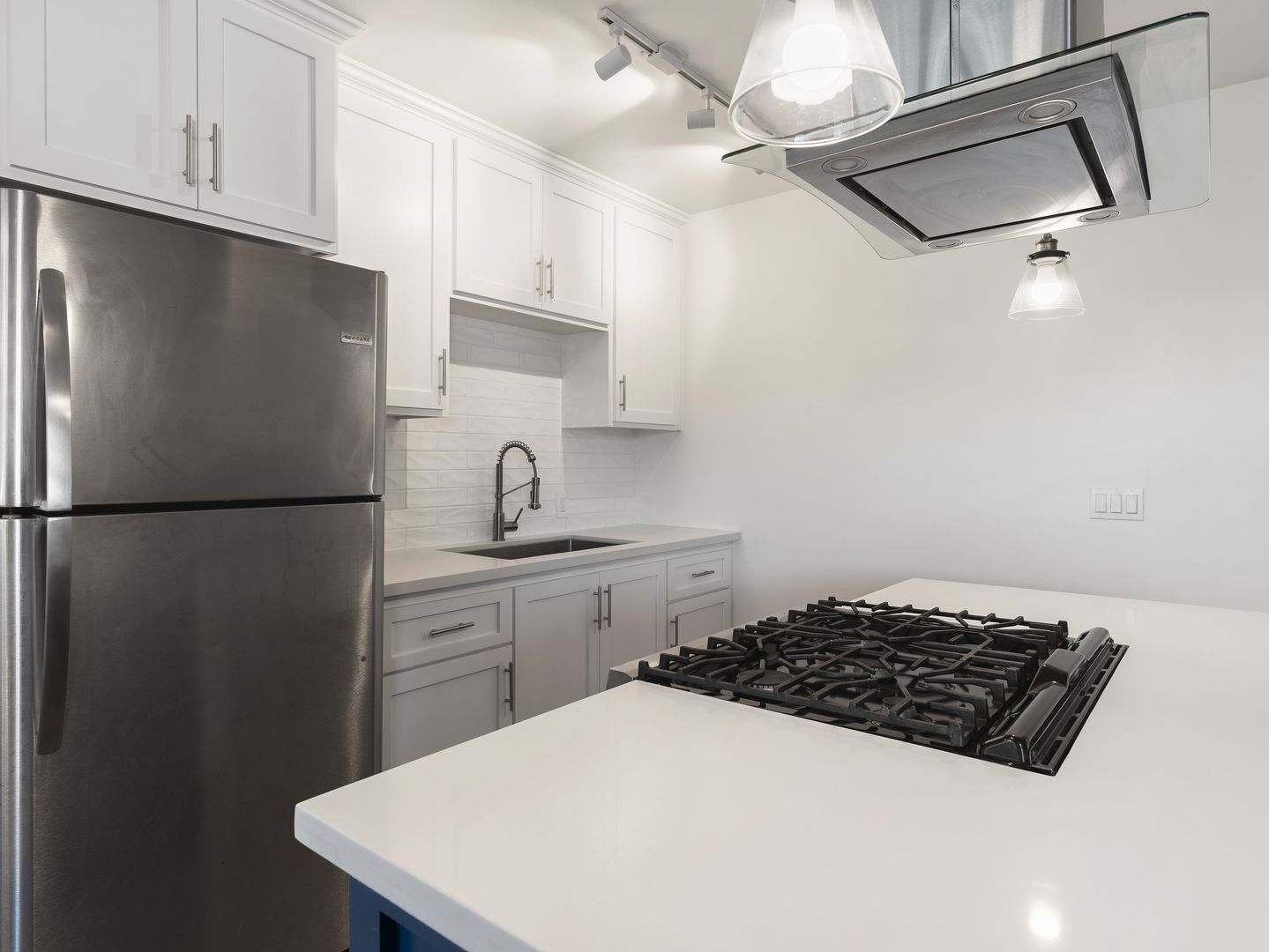 Building Photo - 936 Cedar Ave