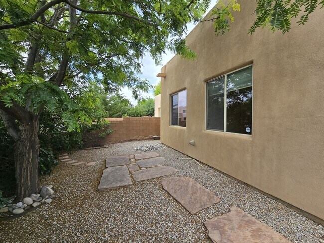 Building Photo - 5 Withers Peak