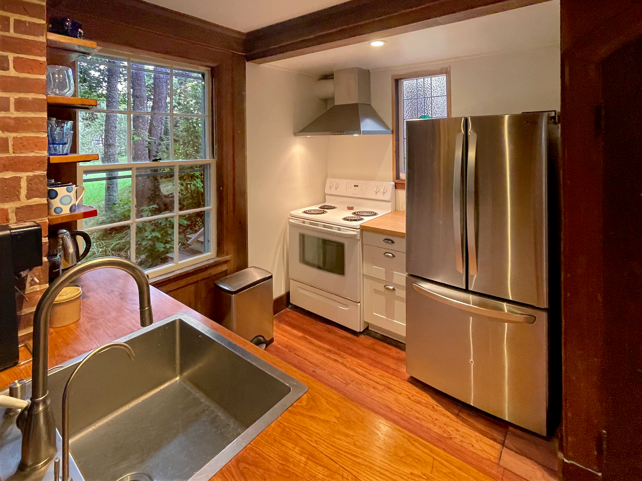 Remodeled kitchen - 1B Church St
