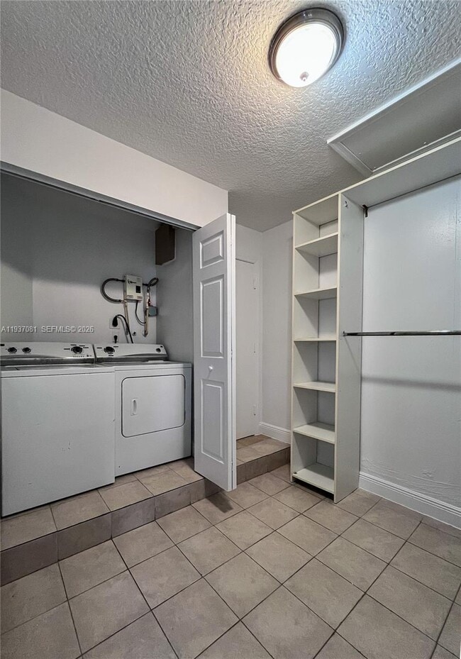 Building Photo - 11697 SW 17th Ct