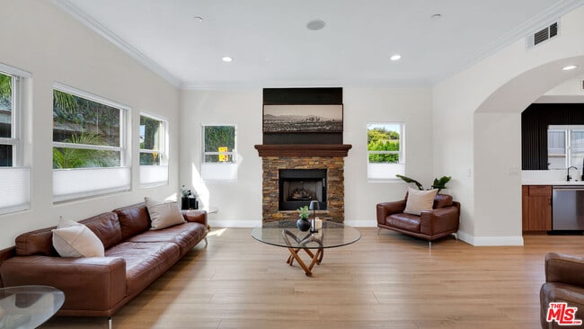 Building Photo - 5136 Berryman Ave
