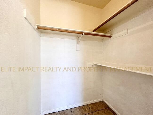 Building Photo - 1312 W Yavapai St