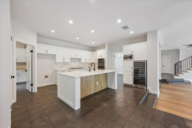 Building Photo - 5908 Down Valley Ct