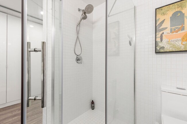 Building Photo - 12607 Larchmere Blvd