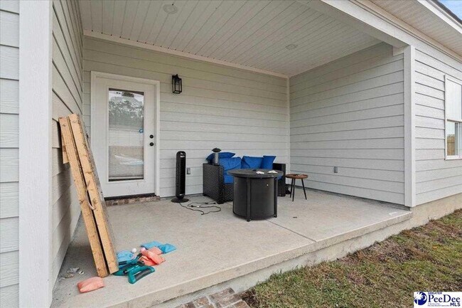 Building Photo - 451 Clark Branch Rd