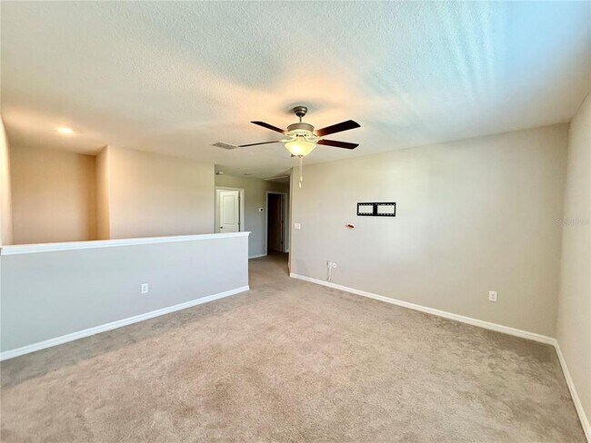 Building Photo - 10252 Shady Preserve Dr